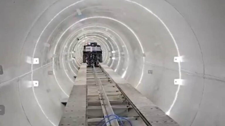 3kcu5i2 hyperloopiitindia 625x300 25 February 25.jpg