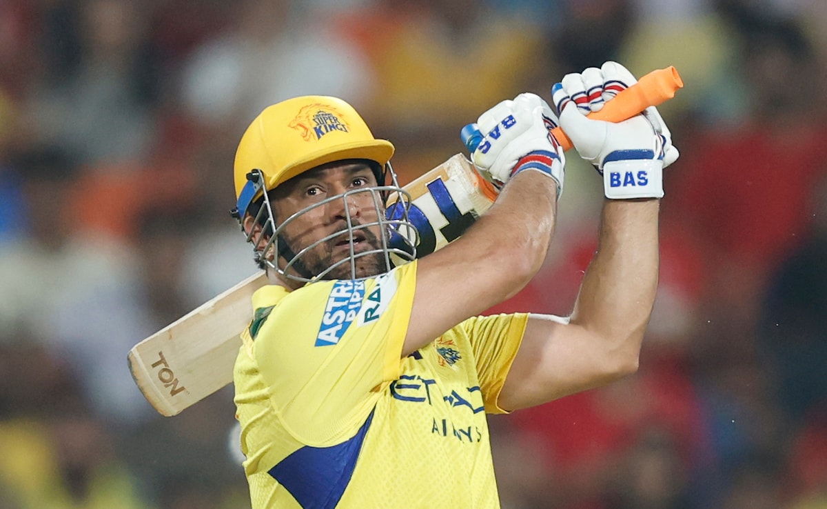 5m1ctk6 dhoni 2025 bcci 625x300 09 April 25.jpg