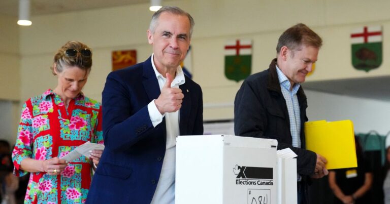 AFP 20250428 43U22T4 v2 HighRes VotersGoToThePollsOnElectionDayInCanada 1745894419 3125eb 17458.jpeg