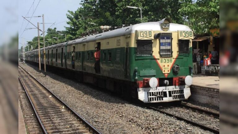 EMU Trains.jpg