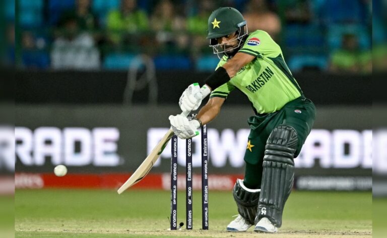 aj5osh5 babar azam afp 625x300 23 February 25.jpg