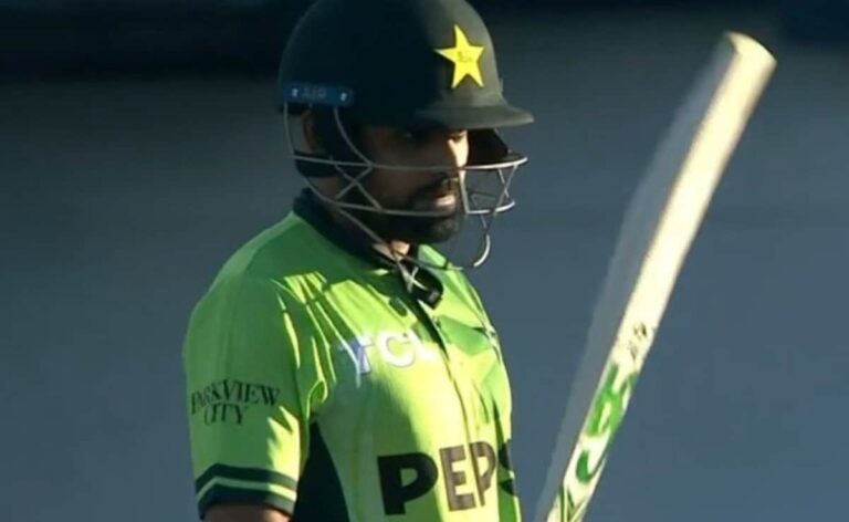 eqo47phg babar azam recrod in odis 625x300 29 March 25.jpg