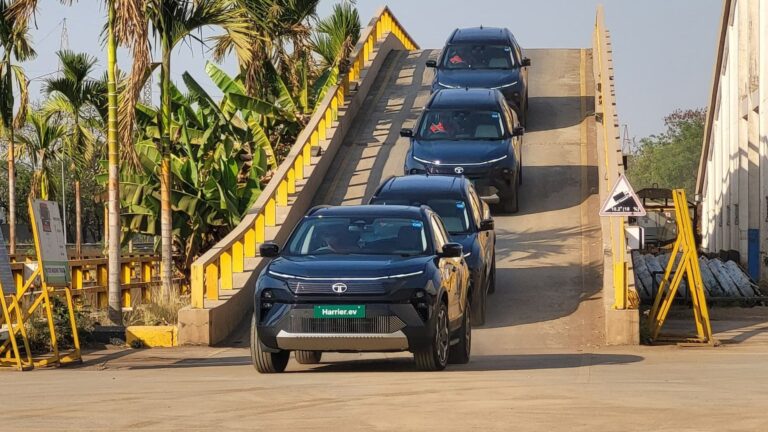 njpf6s1 tata harrier ev 625x300 10 March 25.jpg