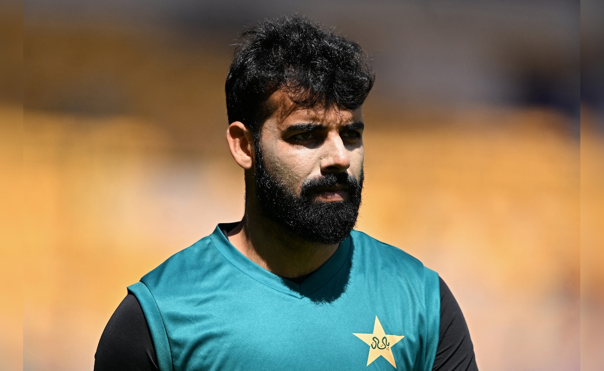 q77jep1 shadab khan afp 625x300 12 November 23.jpg