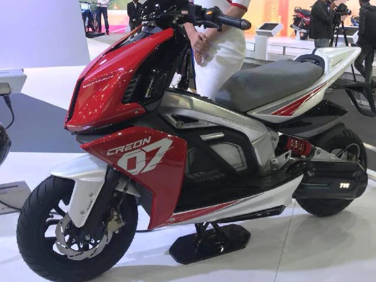 tvs electric scooter.jpg