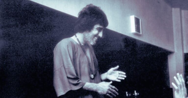 Vinod khanna osho 3 2025 04 397df64f402a3ad0be17a4718d045651 16x9.jpg
