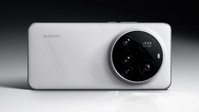 xiaomi 15 ultra leijun x 1740467214765.jpg