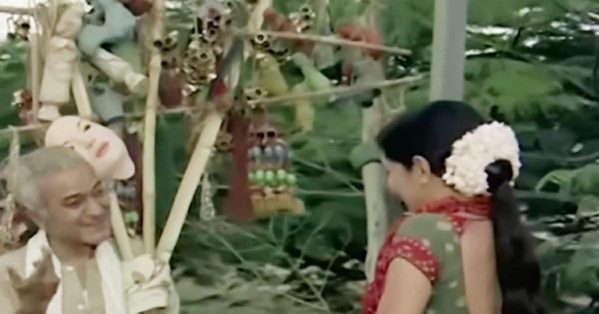 zeenat aman 7 2025 04 4a34f7710f85dbad2331a991ef96140f 16x9.jpg