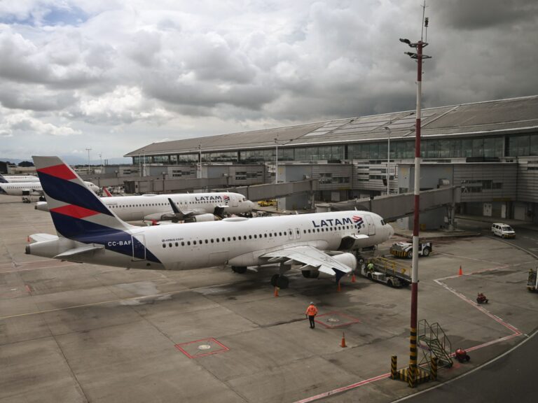 AFP 20250519 47CL694 v1 HighRes ColombiaVenezuelaAviationDiplomacy 1747721595.jpg