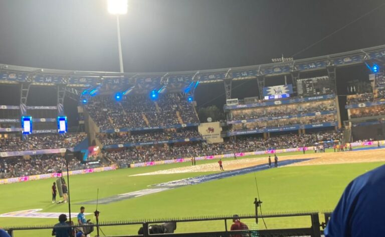 mhd2t4o8 wankhede stadium rain 625x300 06 May 25.jpg