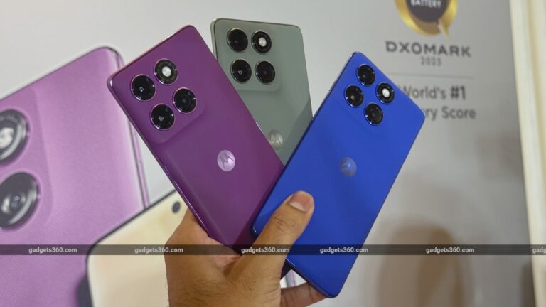 motorola edge 60 pro colours gadgets 360 1745574634199.jpg