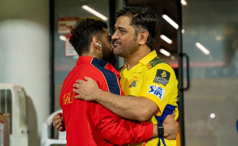 q4lojvus virat kohli ms dhoni 625x300 03 May 25.jpg