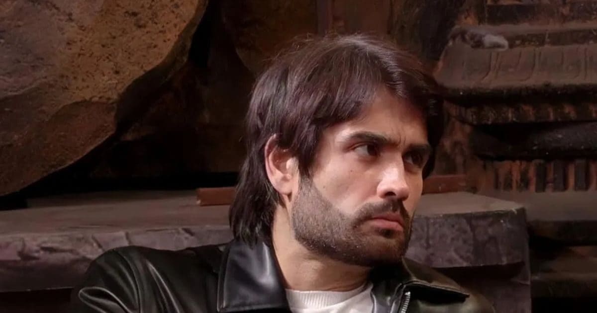 vivian dsena 1 2025 05 f77078ee098227854e7d5d050e1170da 16x9.jpg