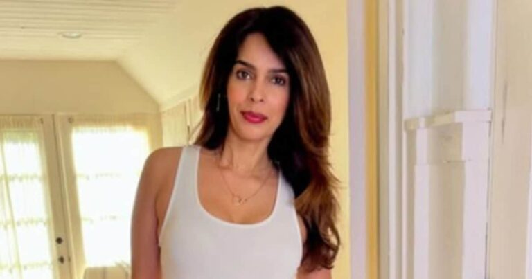 Mallika Sherawat 2025 06 108528c16b0d75b8177121708ffba2b8 16x9.jpg