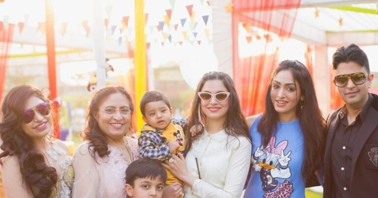 bhushan kumar family 2025 06 71a4b9a4004f3bdd9fac460b5523fd25 16x9.jpg