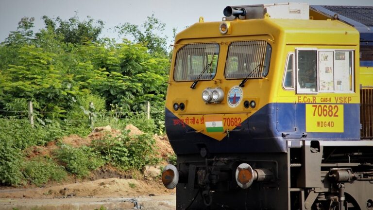 indian railways pixabay 1559194239468.jpg