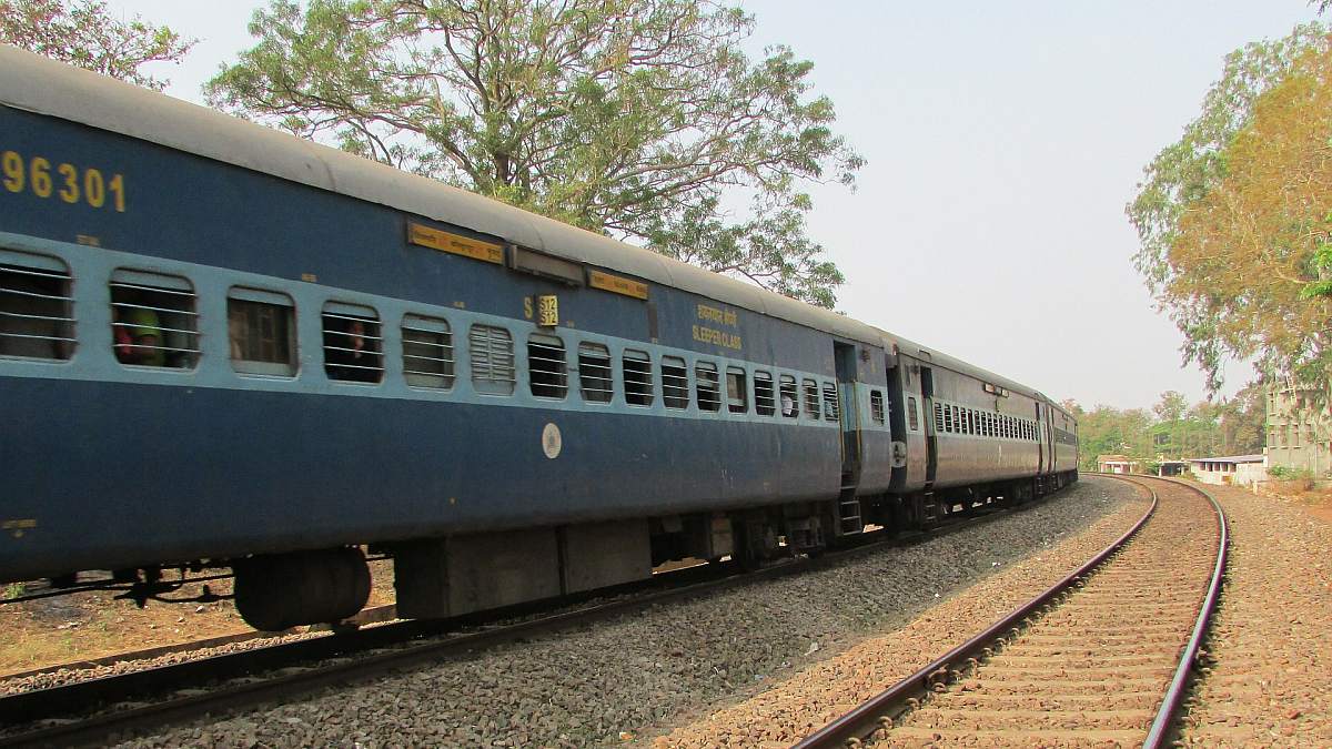 indian railways pixabay 1567433546170.jpg