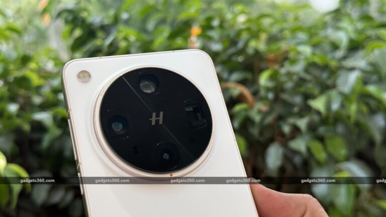 oppo find x8 ultra camera placement13 1746518739397.jpg