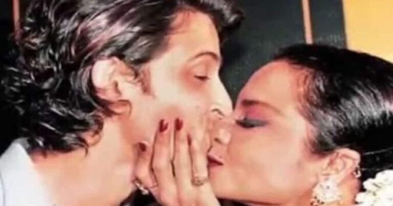 rekha kiss hrithik roshan 2025 06 c7763b1a131e6ba30f808937e2a778b4 16x9.jpg
