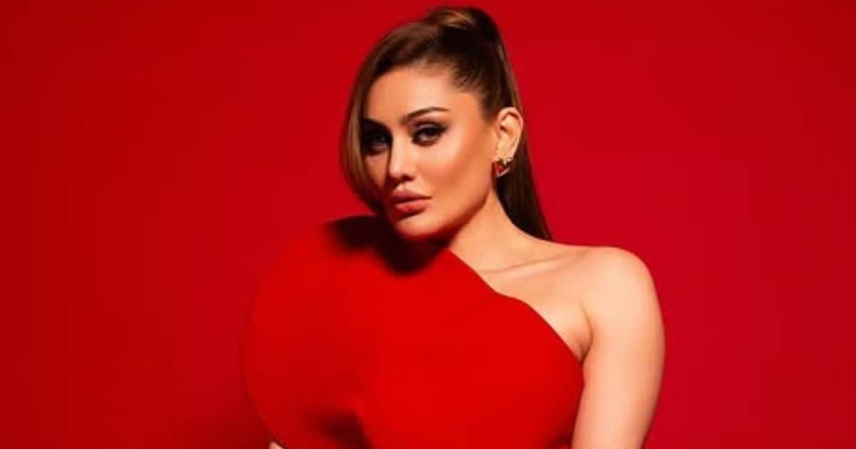 shefali jariwala 2 2025 06 c9b214f7066c2046cea435ae0abf1d91 16x9.jpg