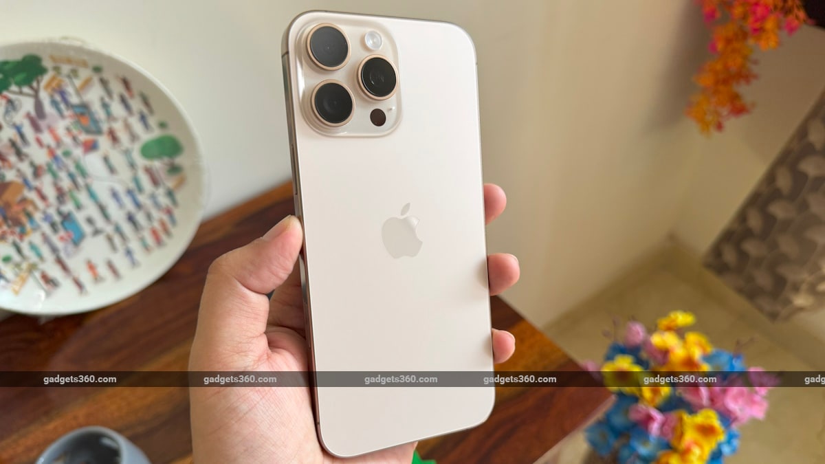 iphone 16 pro max review10 handson 1727892353049.jpg