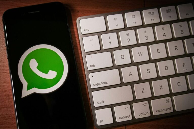 whatsapp grant davies unsplash 1732973065477.jpg